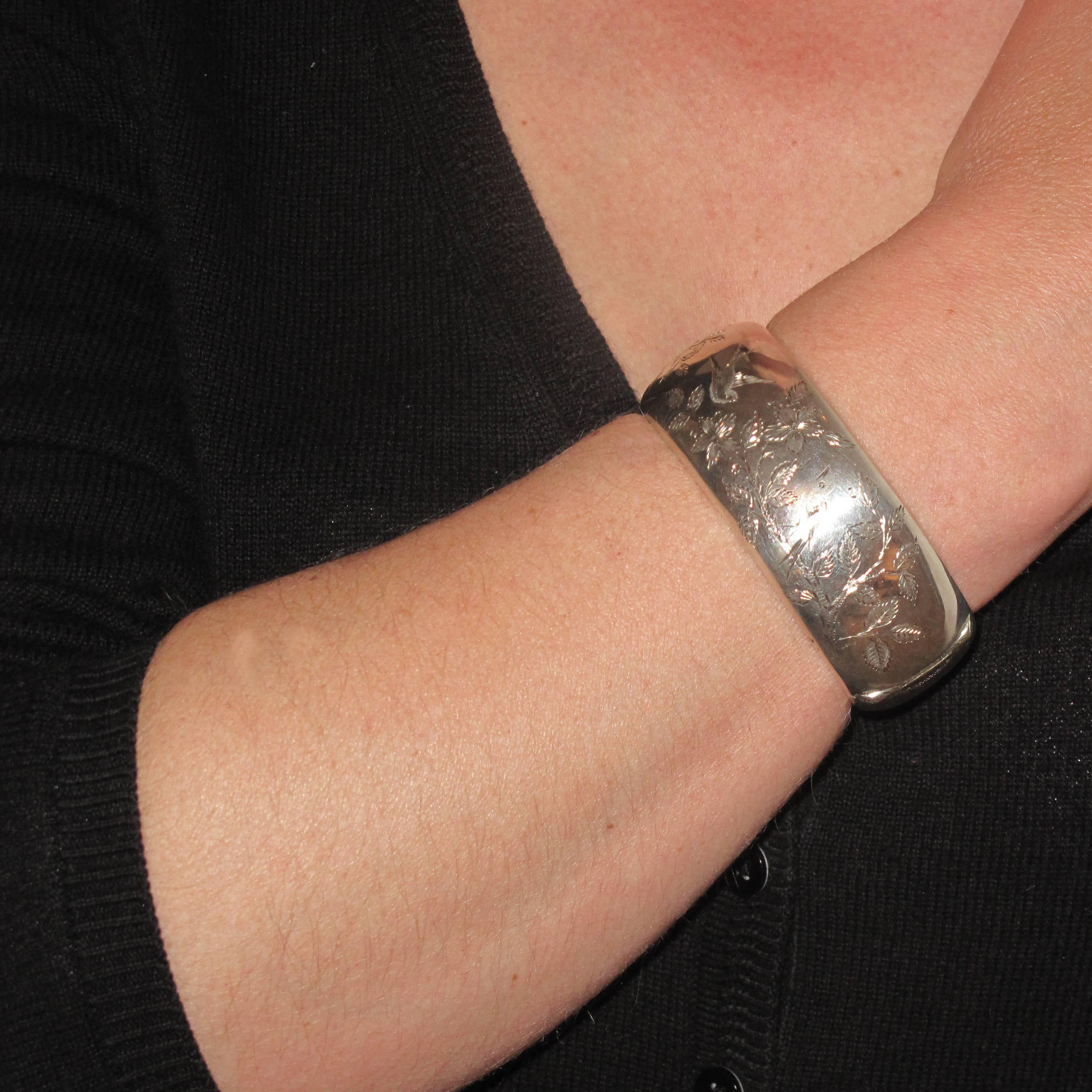 Art nouveau bracelet en argent antique gravé des années 1920