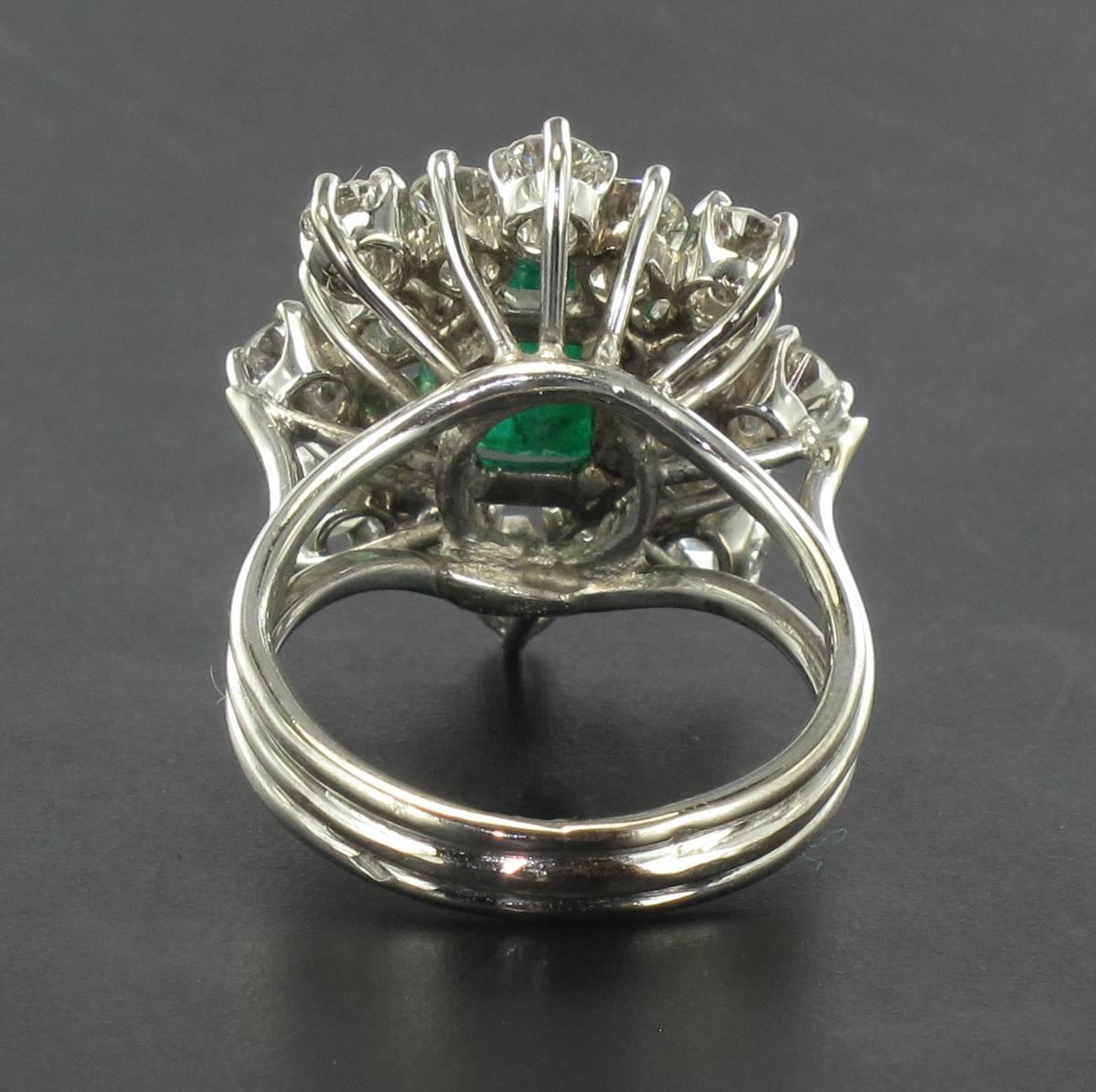 Women's 1960s French Emerald Diamond Gold Ring 