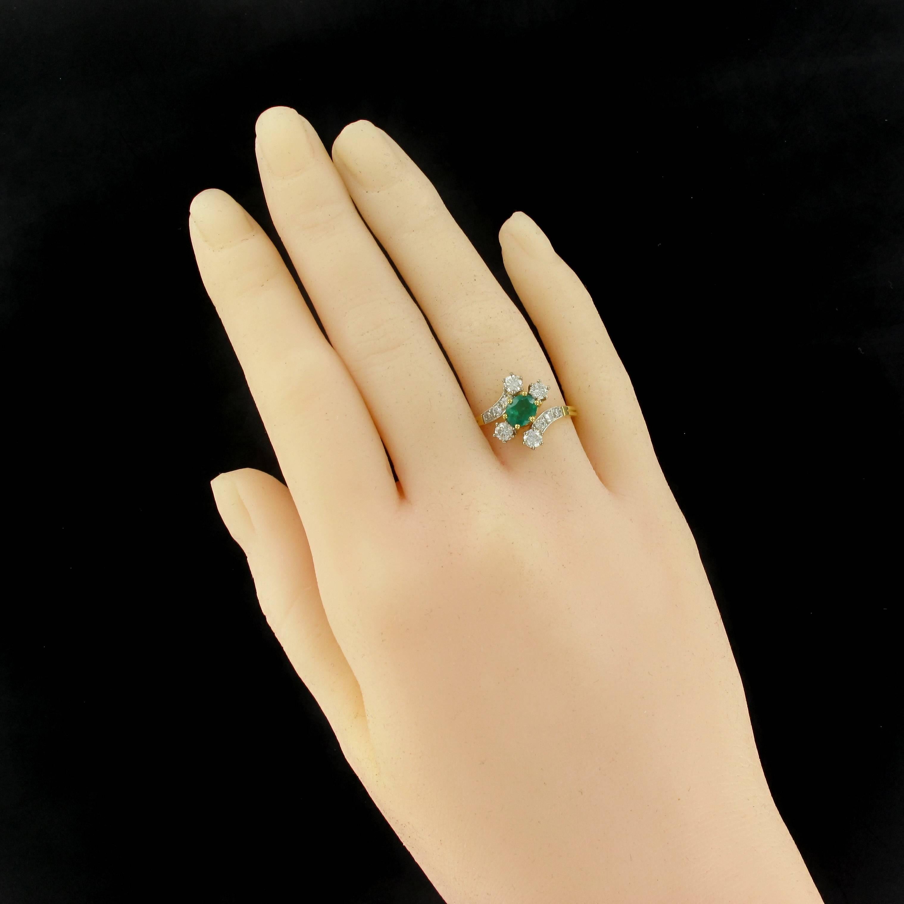 Modern French Emerald Diamond Gold Platinum Ring In New Condition In Poitiers, FR