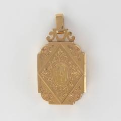 médaillon pendentif en or gravé rectangulaire français du 19ème siècle