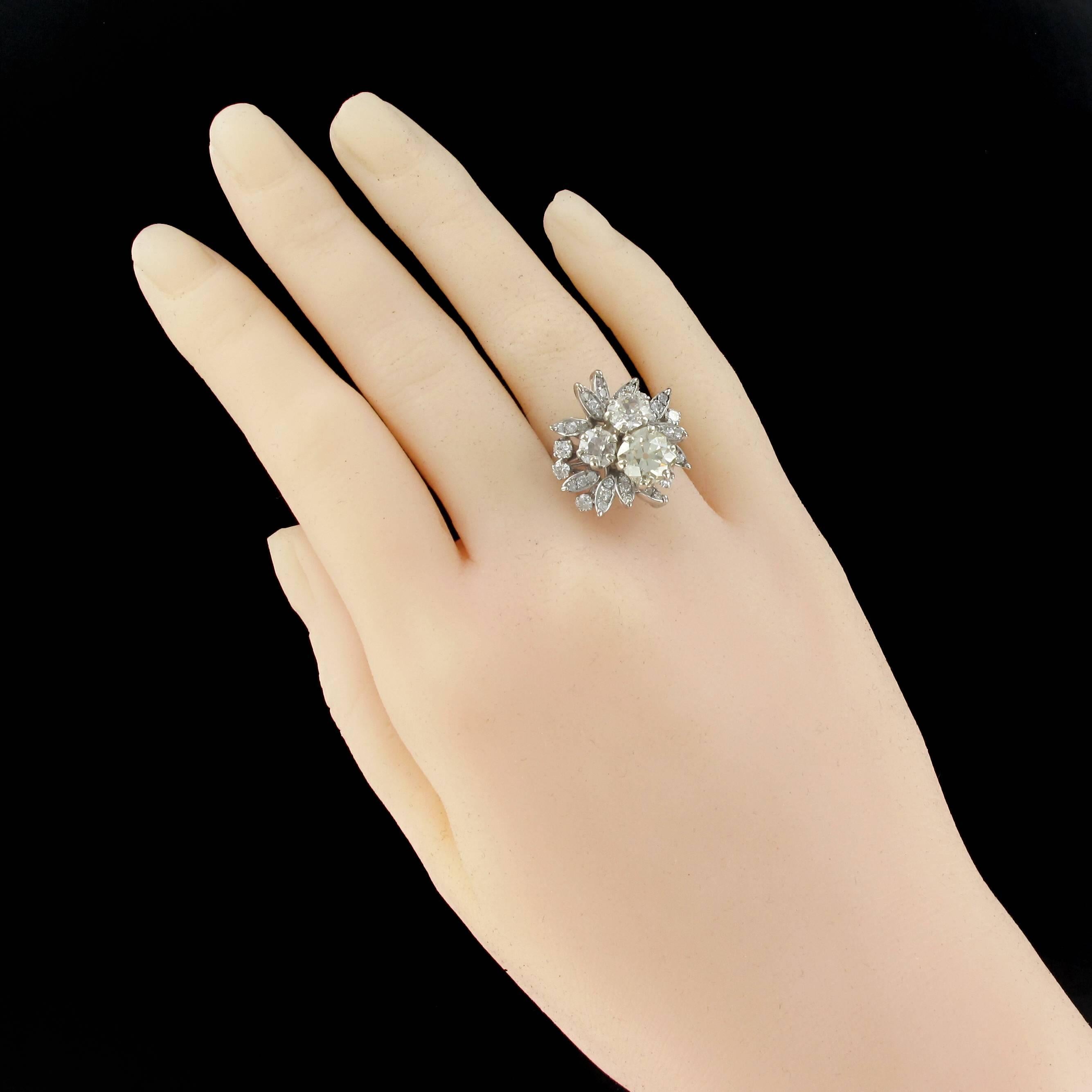 1960s French Champagne and White Diamond Gold Ring 7
