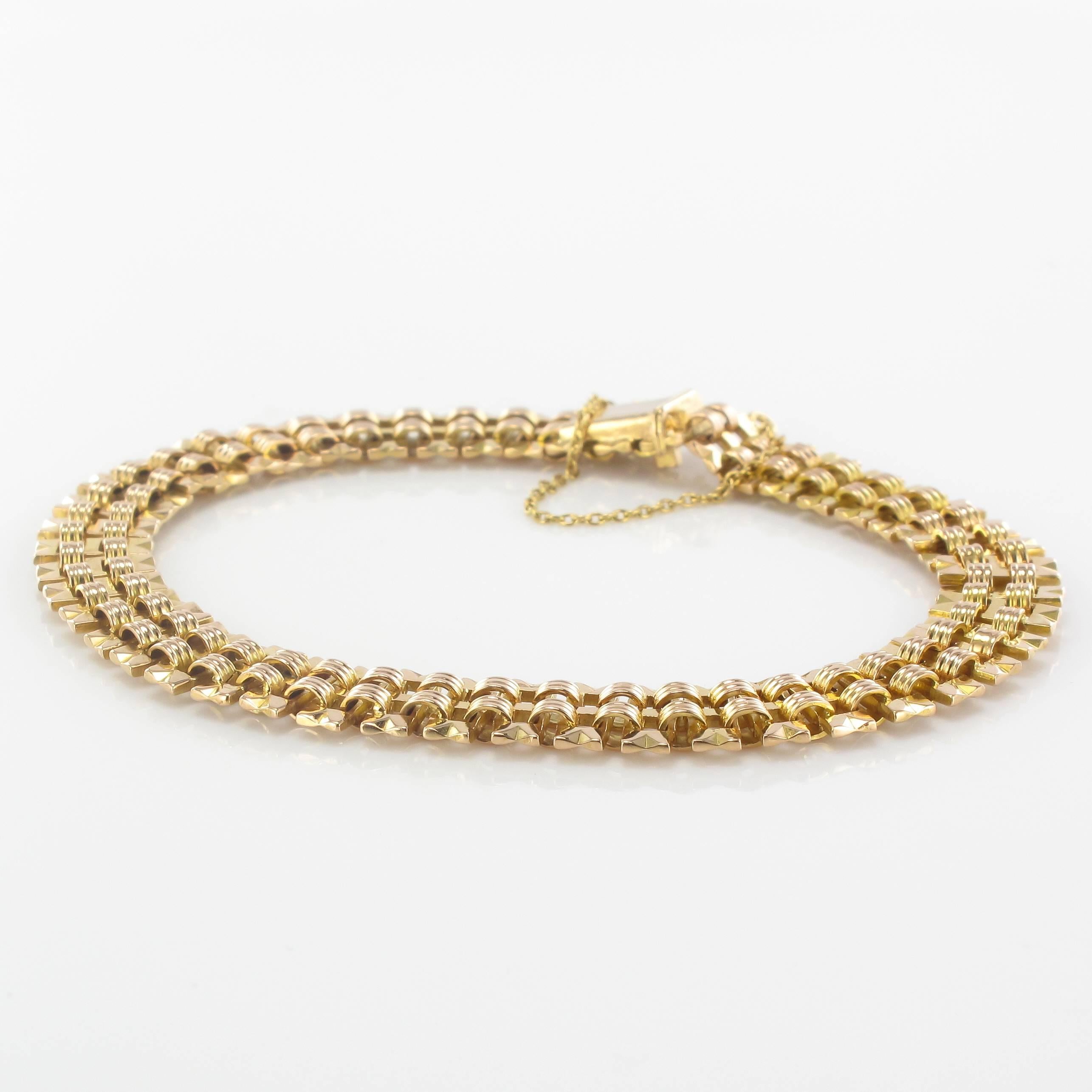 1960s Rose Gold Charm Bracelet In New Condition In Poitiers, FR