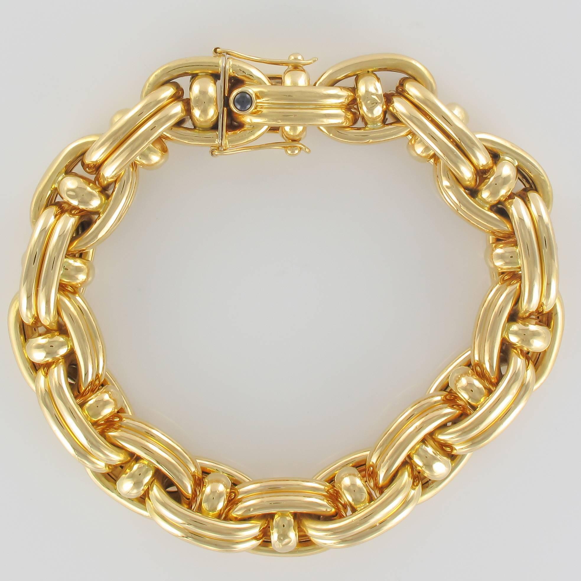 1970s French Caplain Bijoux Yellow gold anchor chain bracelet In Excellent Condition In Poitiers, FR