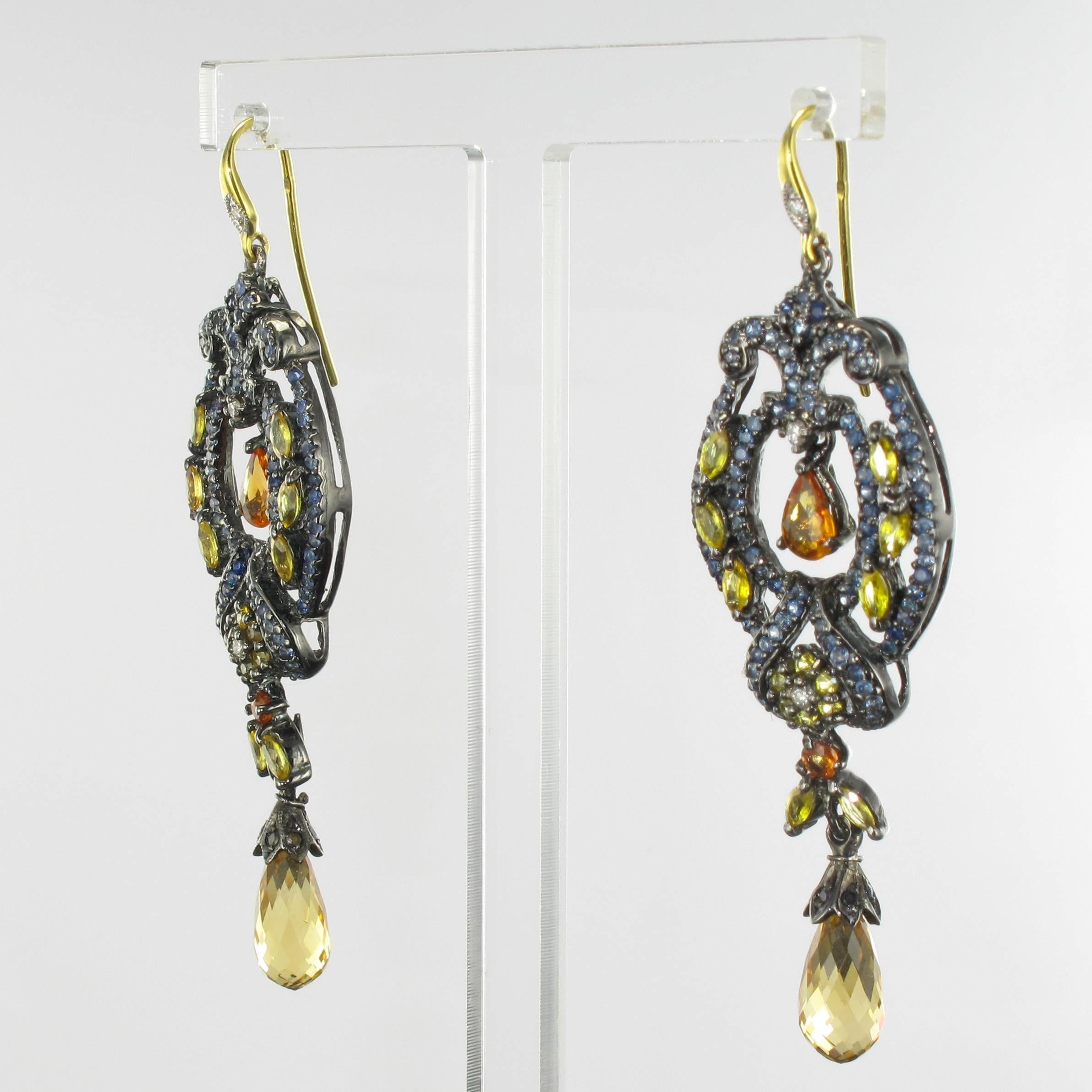Modern Sapphire and Diamond Dangle Earrings  In New Condition In Poitiers, FR