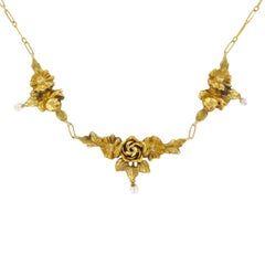 French 1900s Roses and Natural Pearl Gold Necklace