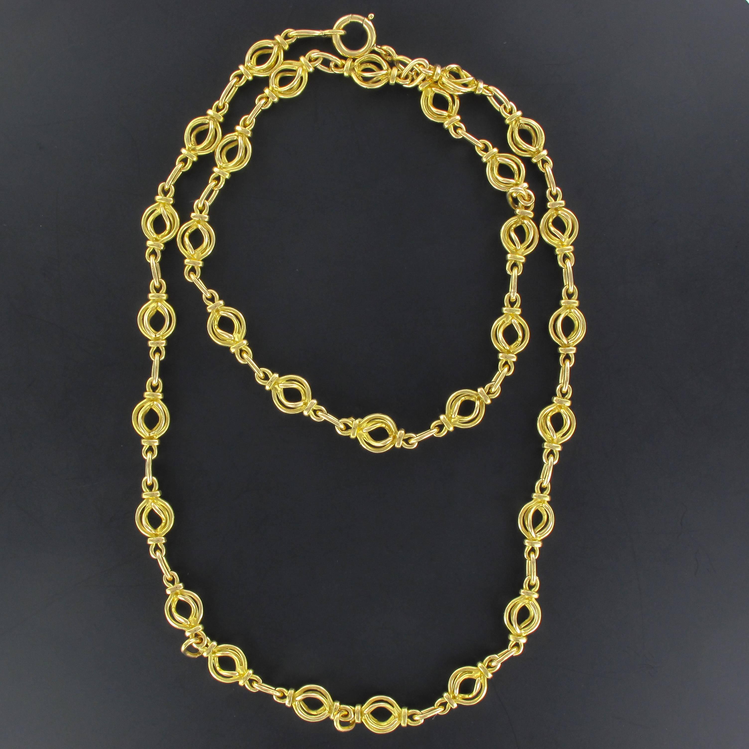 Women's 1900s Antique 18 Karat Gold Round Link Chain Necklace For Sale