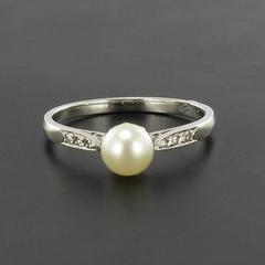 French 1920s Platinum Diamond Natural Pearl Ring