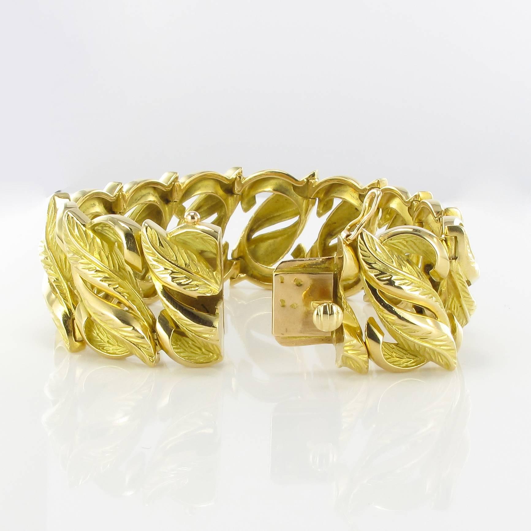 French 1950s Retro Gold Leaf Design Bracelet 1