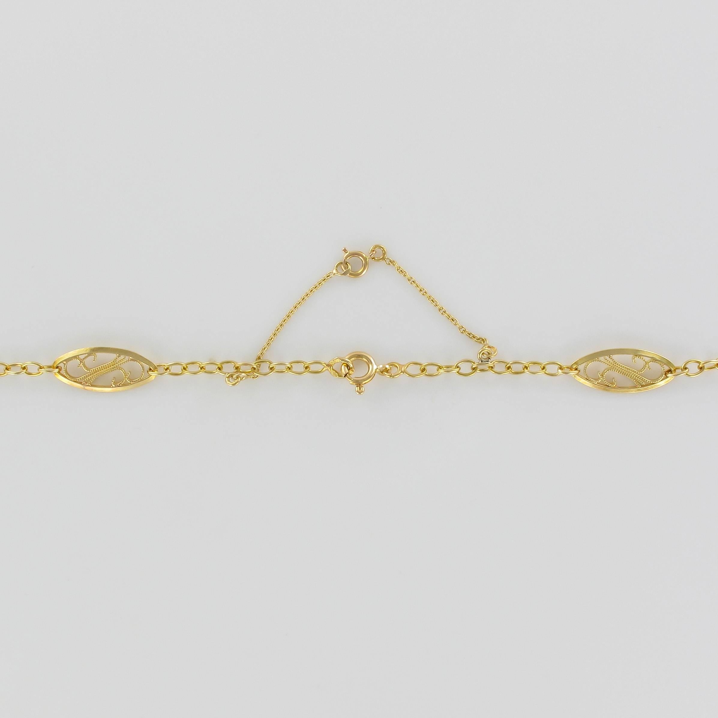 Belle Époque 1900s French 18 Carat Yellow Gold Filigree Chain Necklace