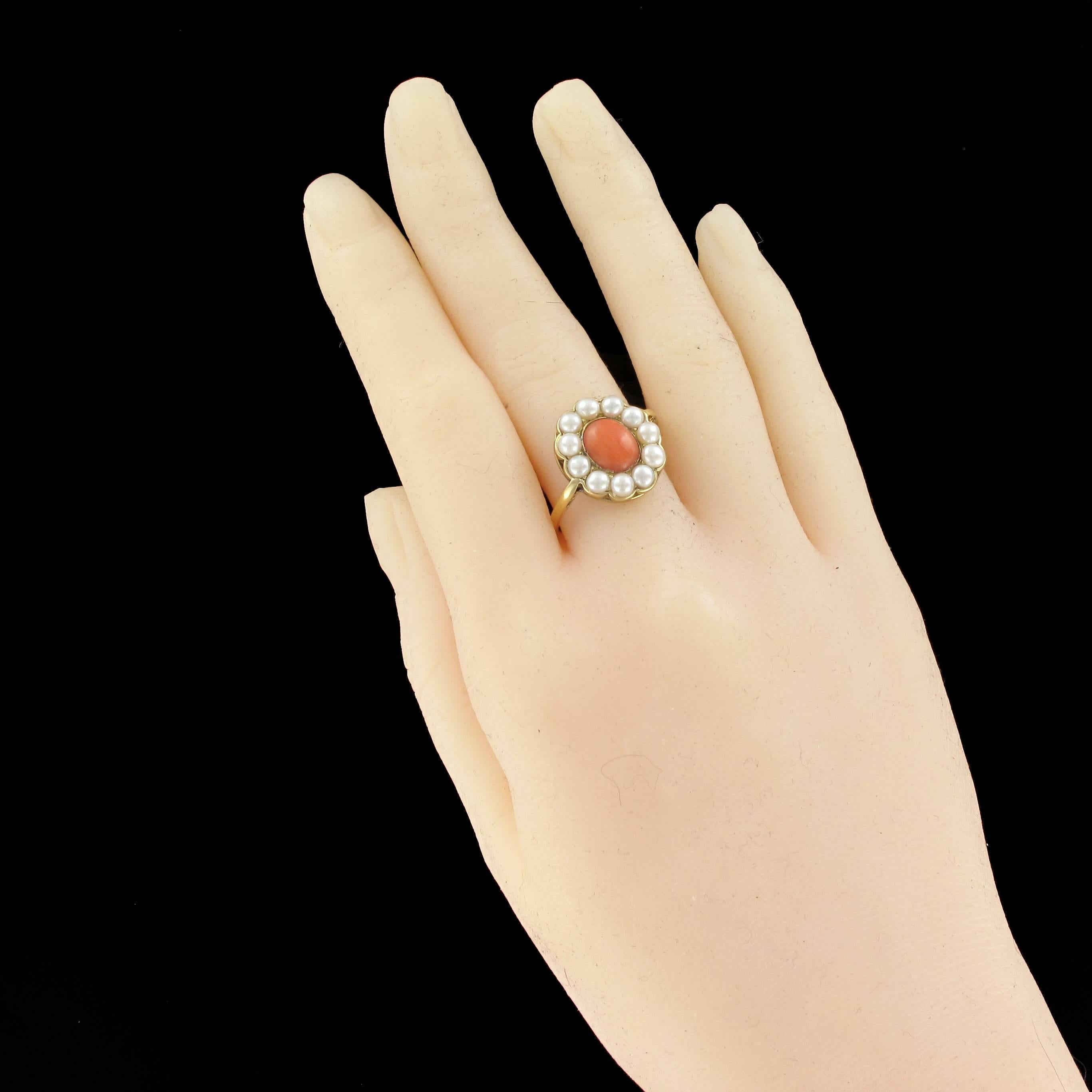 19th Century Coral Cabochon White Pearl Gold Ring In Excellent Condition In Poitiers, FR