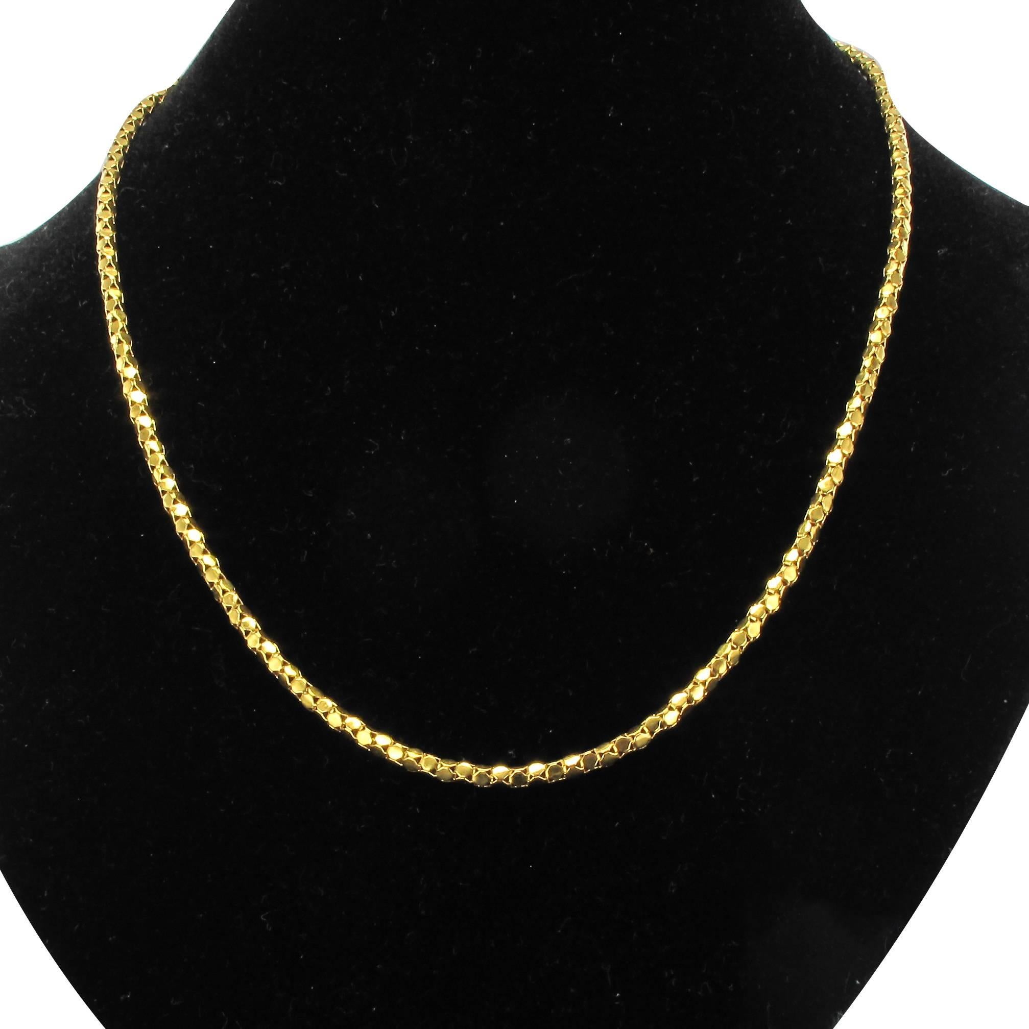 Women's French 1960s 18 Carat Yellow Gold Chain Necklace