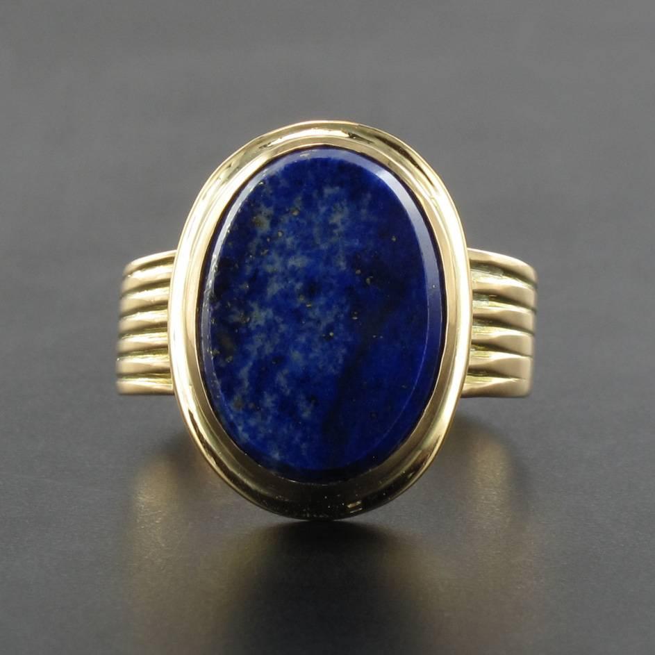 19th Century Unisex Gold Natural Lapis Lazuli Ring In Excellent Condition In Poitiers, FR