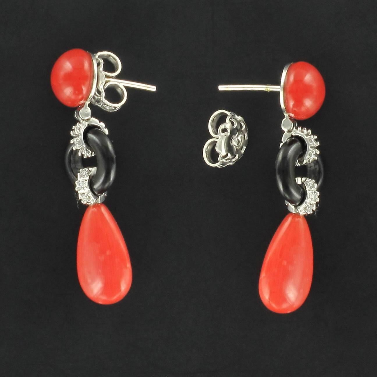 Art Deco Style Mediterranean Coral Onyx Diamond Dangle Earrings In Fair Condition In Poitiers, FR