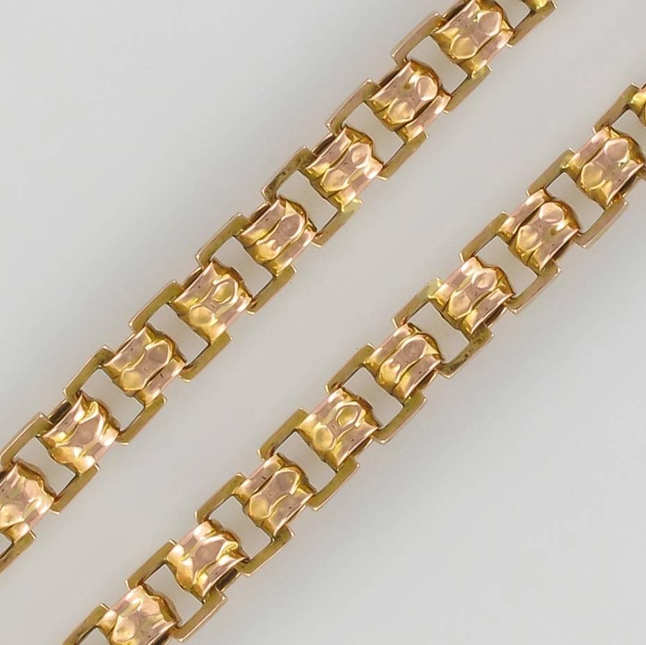 French 19th Century 18 Carat Rose Gold Chain Bracelet In Excellent Condition In Poitiers, FR