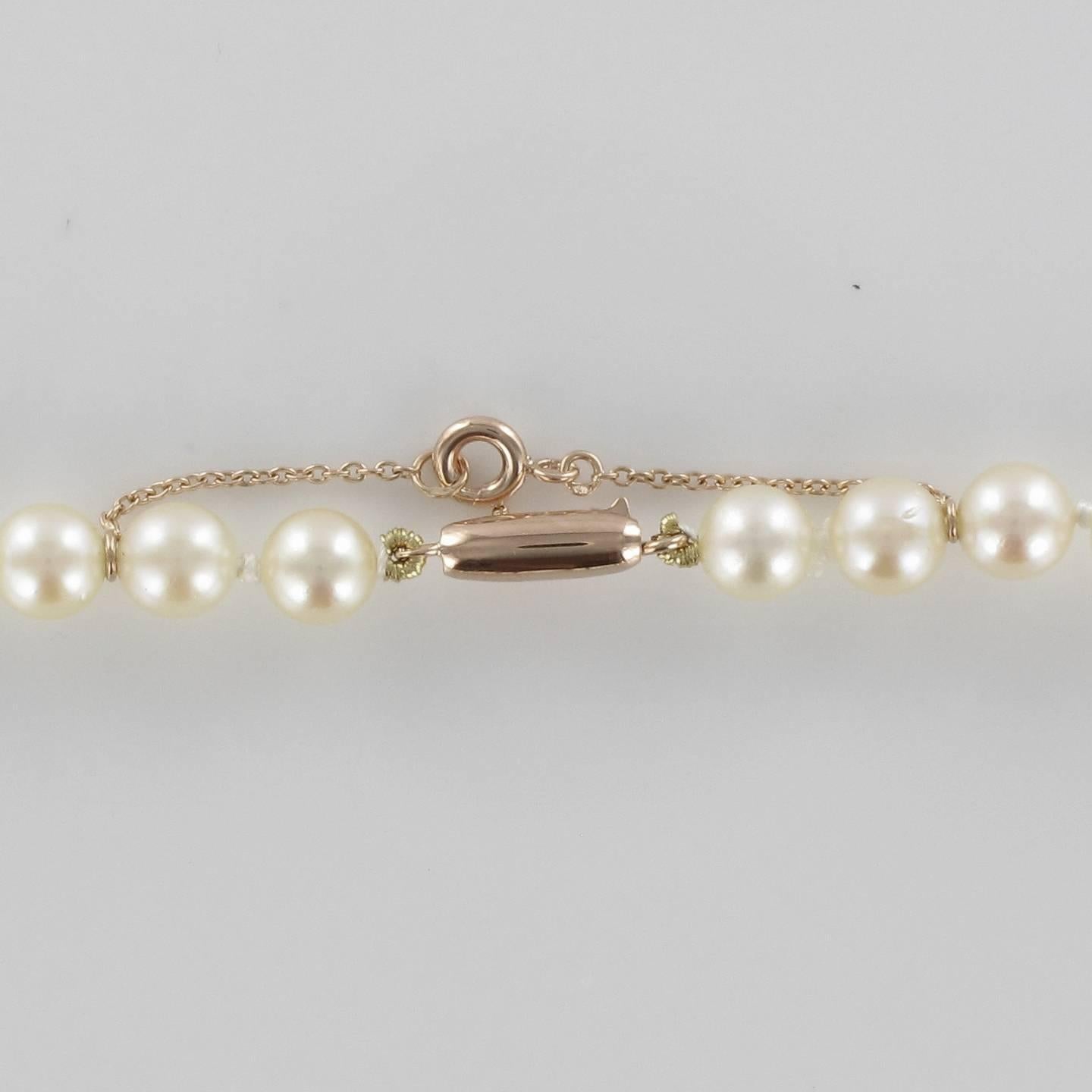 Retro French 1950s Japanese Cultured Pearls Rose Gold Clasp Necklace