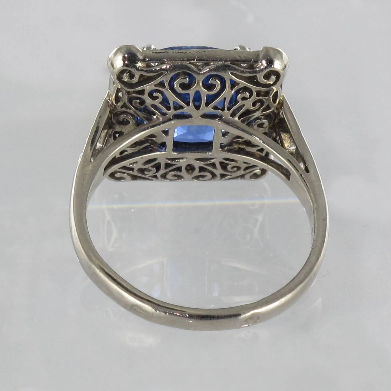 Art Deco Style French 5 Carat Ceylon Sapphire Diamond 18 Karat White Gold Ring For Sale 10