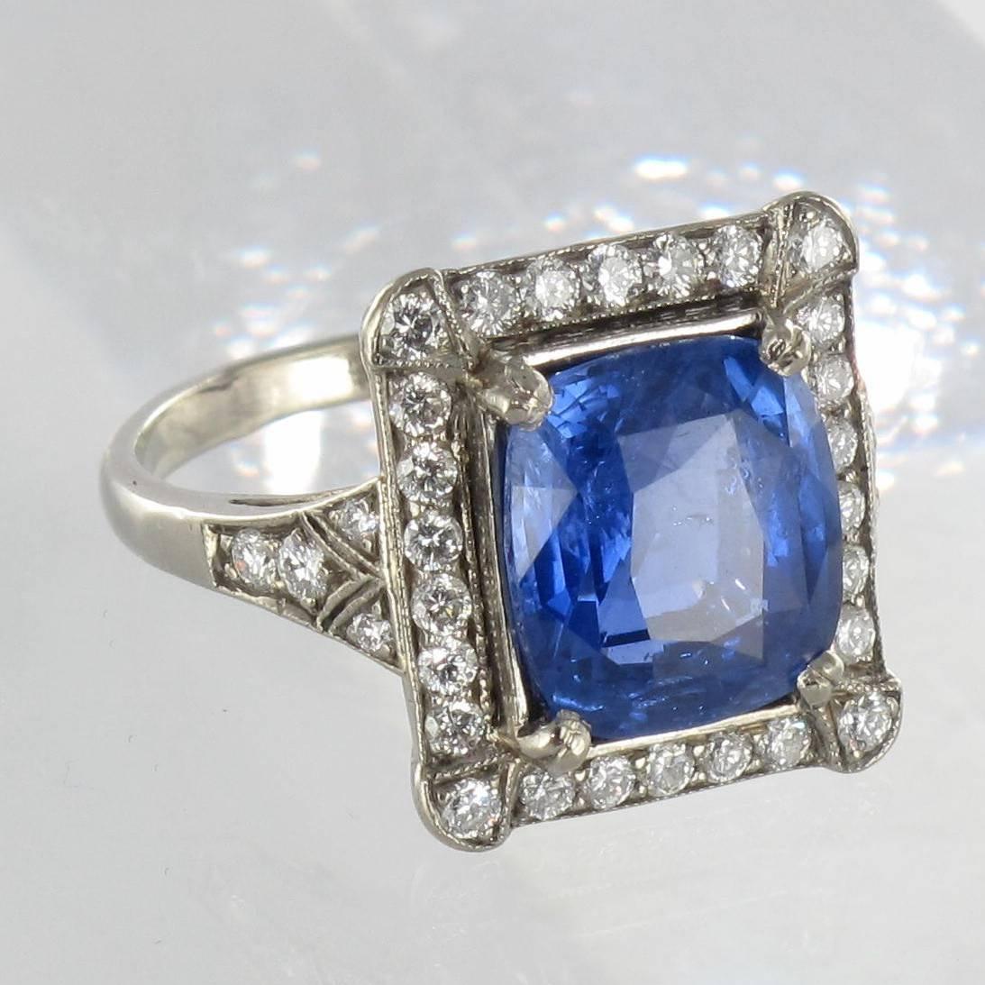 Art Deco Style French 5 Carat Ceylon Sapphire Diamond 18 Karat White Gold Ring For Sale 11