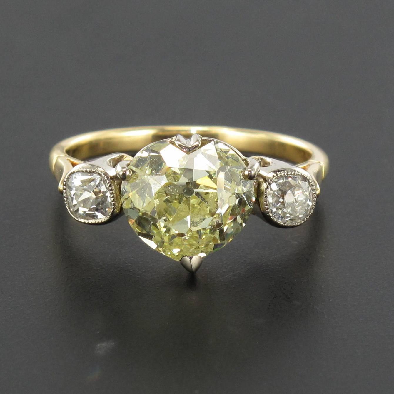 French Antique 3.58 Carat Fancy Yellow Heart Cut Diamond Gold Ring 6