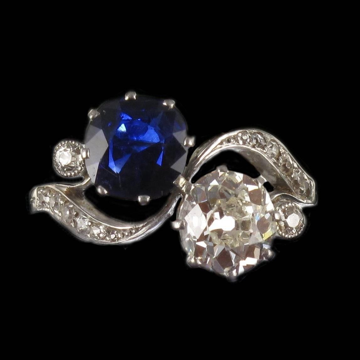 1920s French Sapphire Diamond Gold Toi et Moi Ring 6