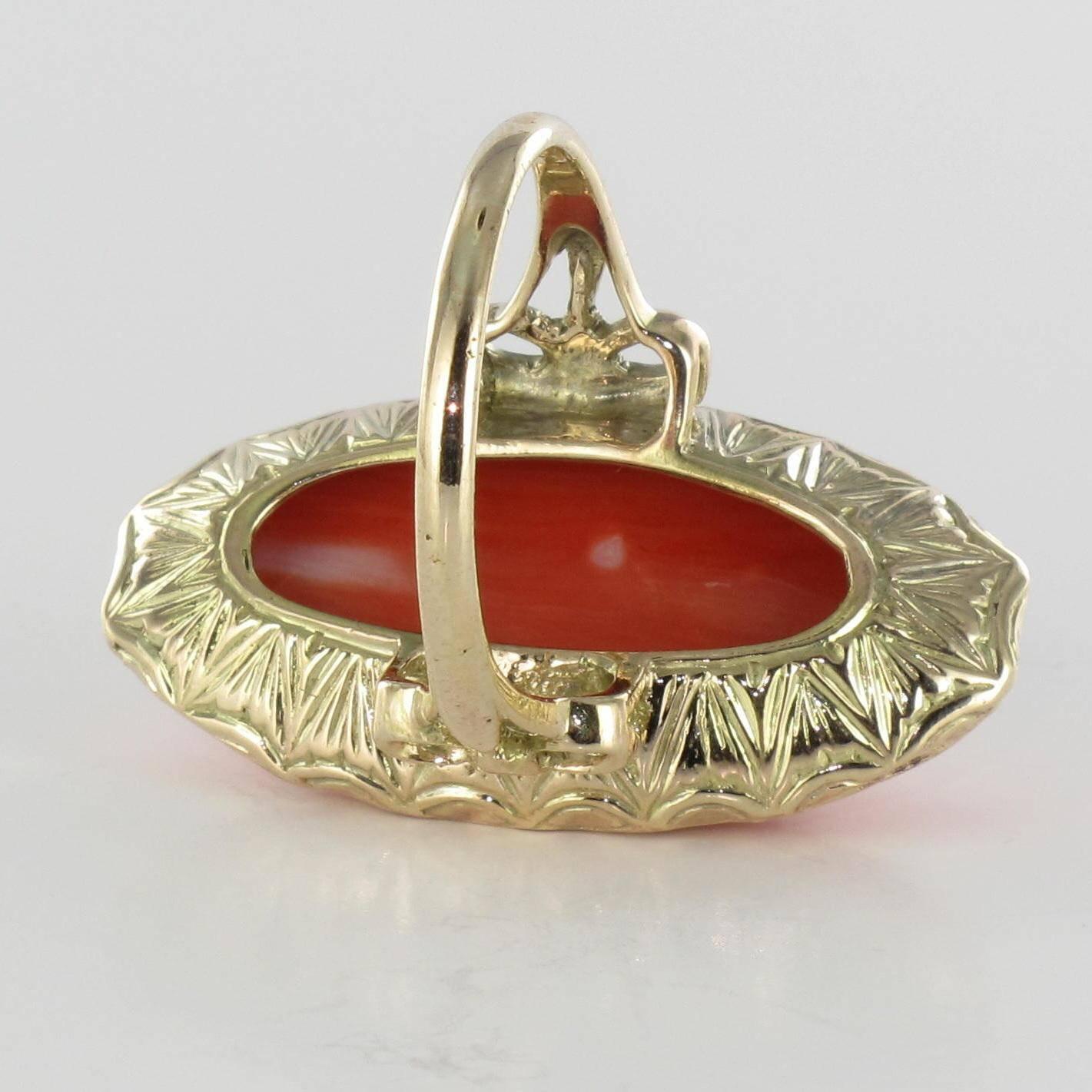 Antique Italian Torre del Greco Coral Gold Ring  In Excellent Condition In Poitiers, FR