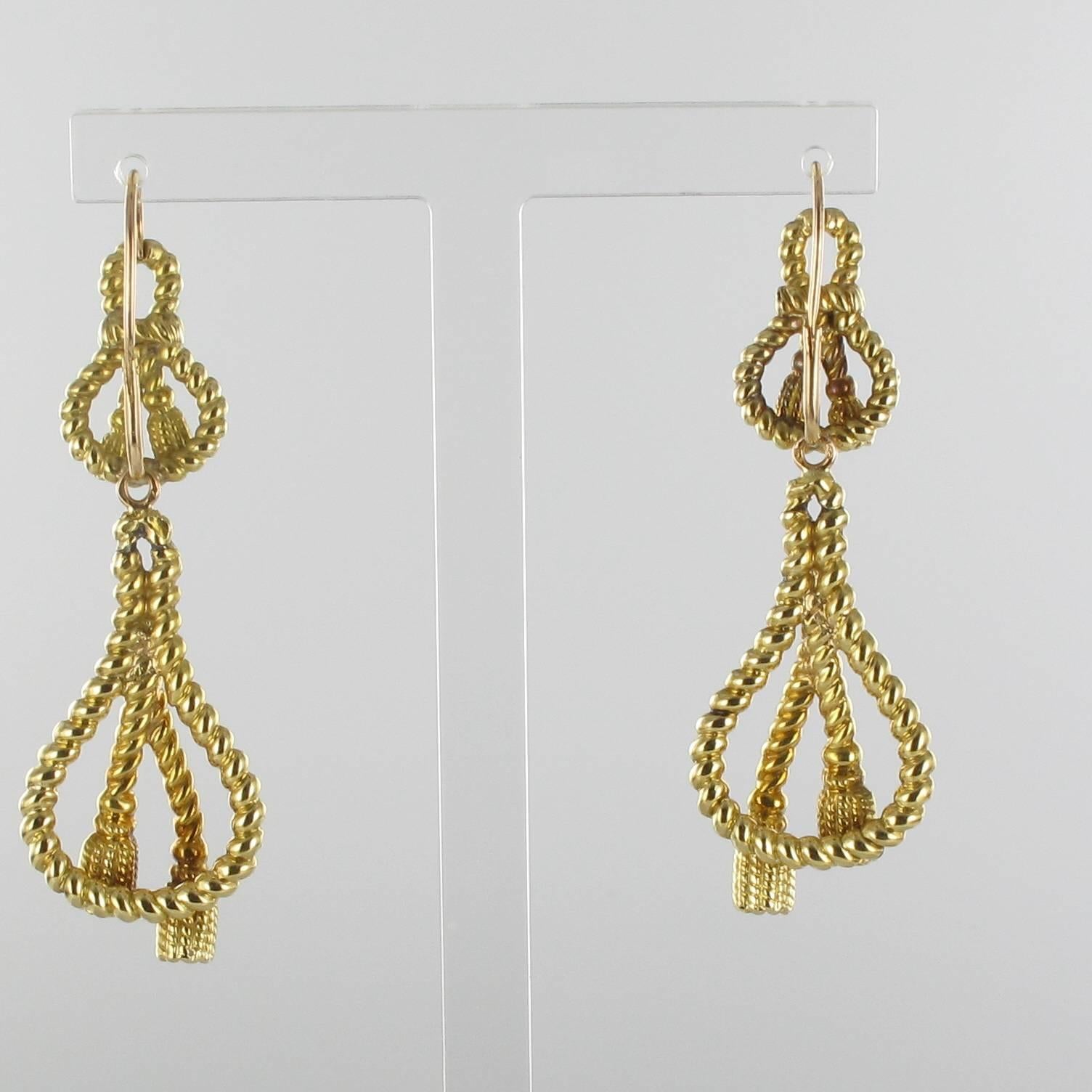 French 19th Century Emerald 18 carats Yellow Gold Drop Dangle Earrings 2