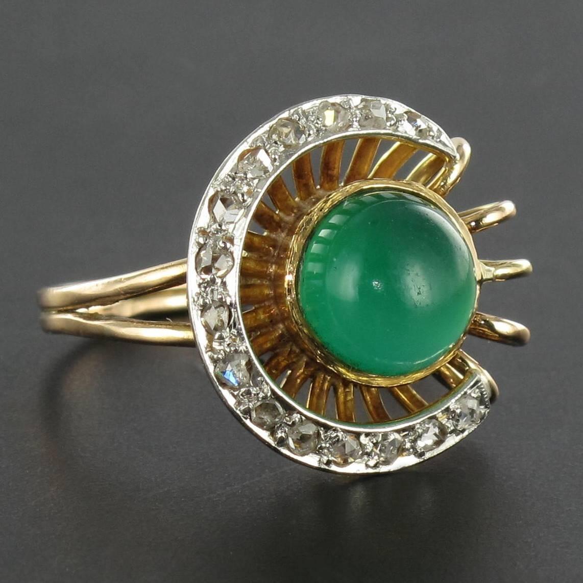 1960s Green Agate and Diamond Ring In New Condition In Poitiers, FR
