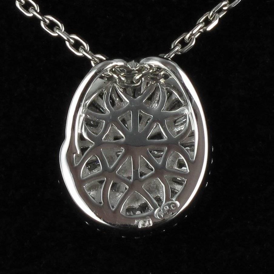 Modern 18 Karat White Gold Diamond Pendant Necklace In New Condition In Poitiers, FR