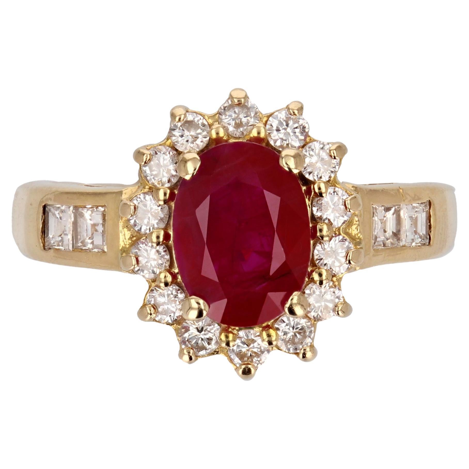Modern 1.50 Carat Ruby Diamonds 18 Karat Yellow Gold Ring For Sale