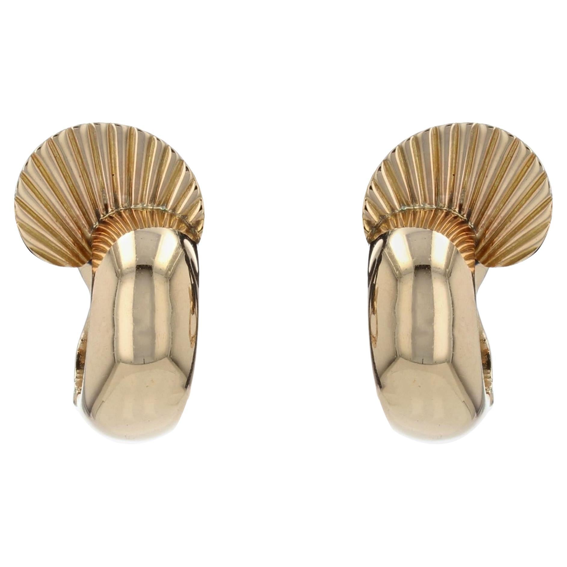 French 1960s 18 Karat Yellow Gold Retro Clip Earrings