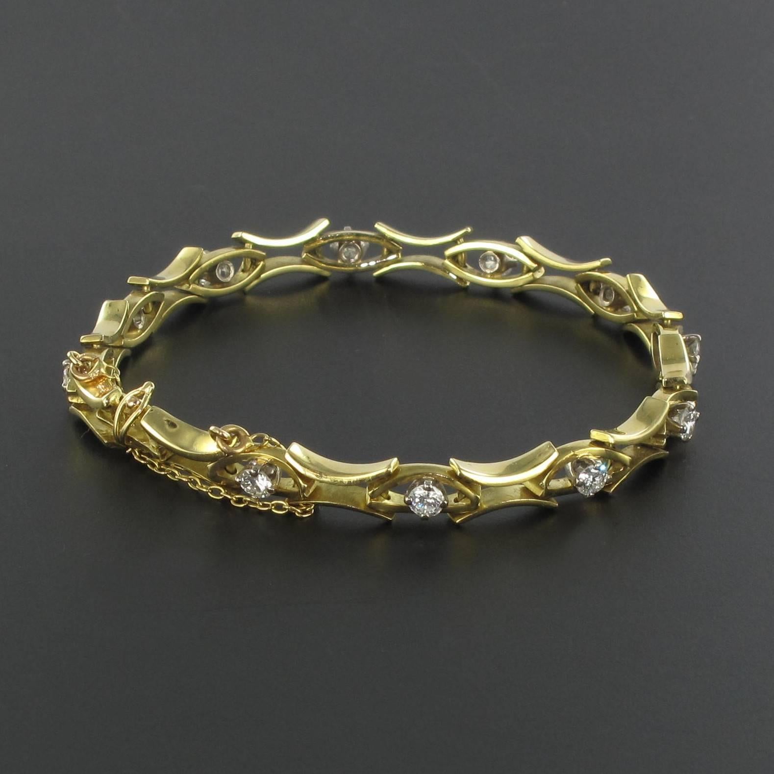 French 1, 35 carat Brillant Cut Diamond Gold Bracelet 2
