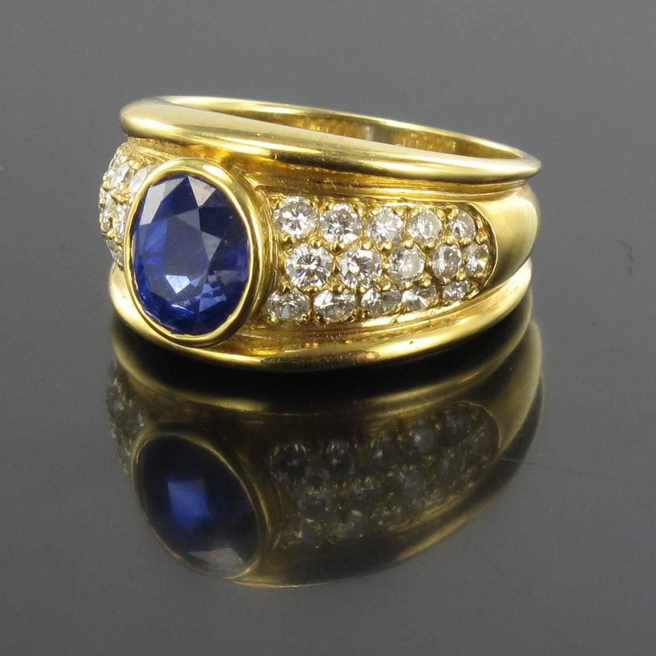 Modern 3.90 carat Blue Sapphire Diamond Ring