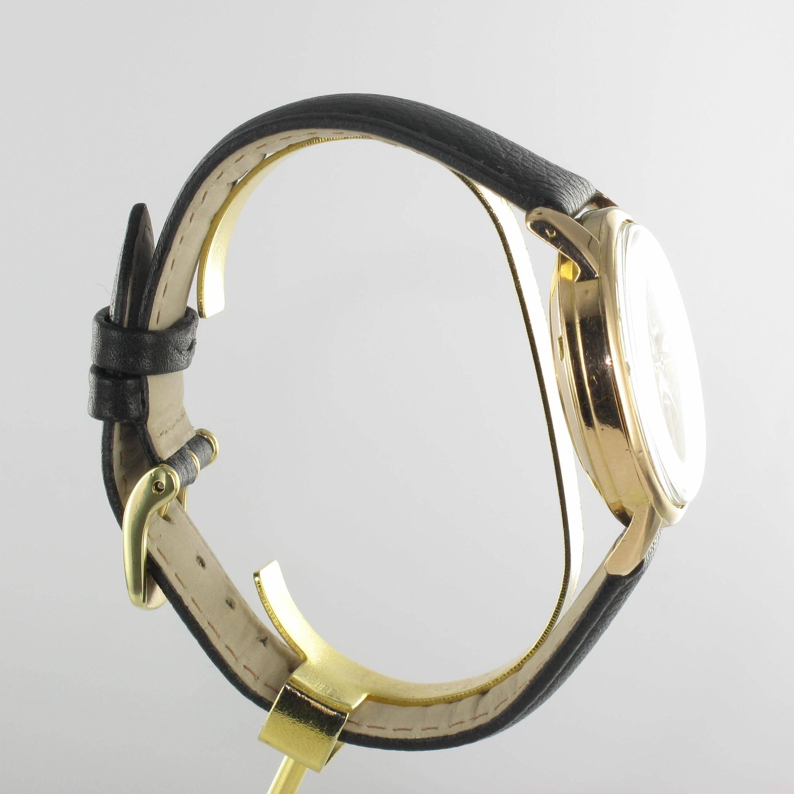 Longines - Montre-bracelet Conquest Heritage en or jaune 1