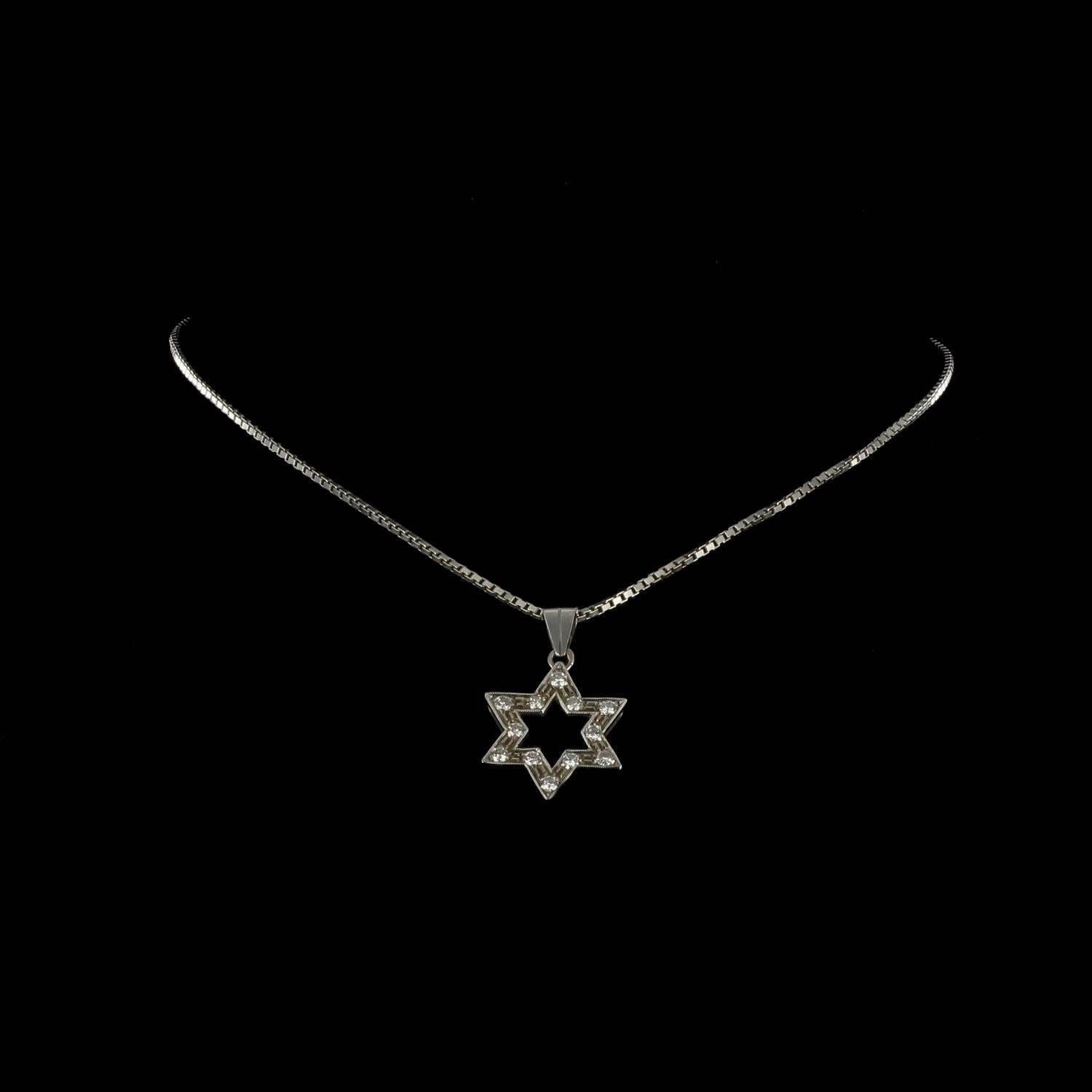 Diamond Gold Star Pendant with Chain For Sale 5