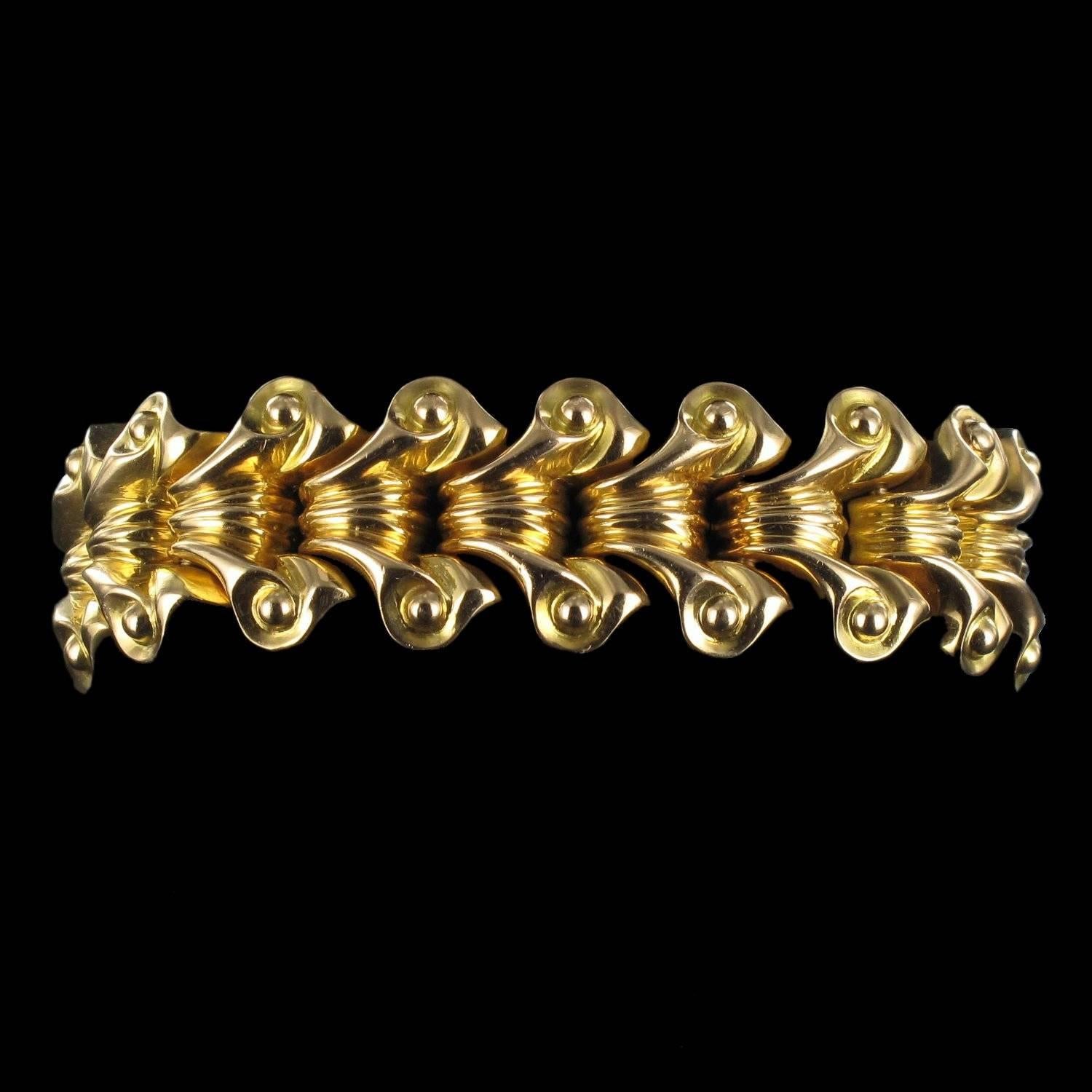French 1940s Gold Tank Bracelet For Sale 10