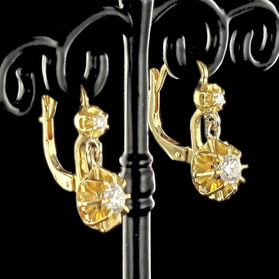 1950s French Diamond Gold Dangle Earrings  In Excellent Condition In Poitiers, FR