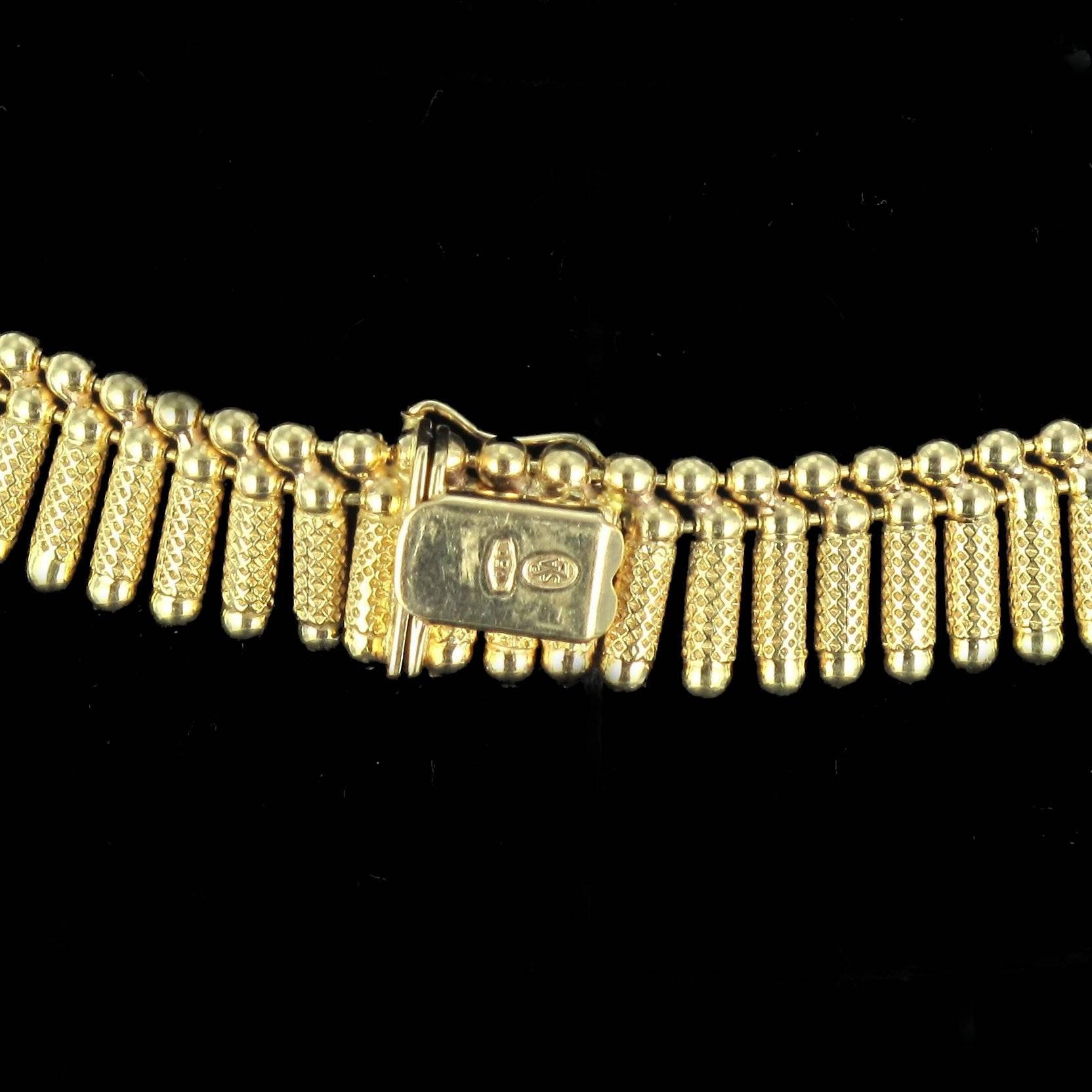 Retro 1970s Gold Necklace 