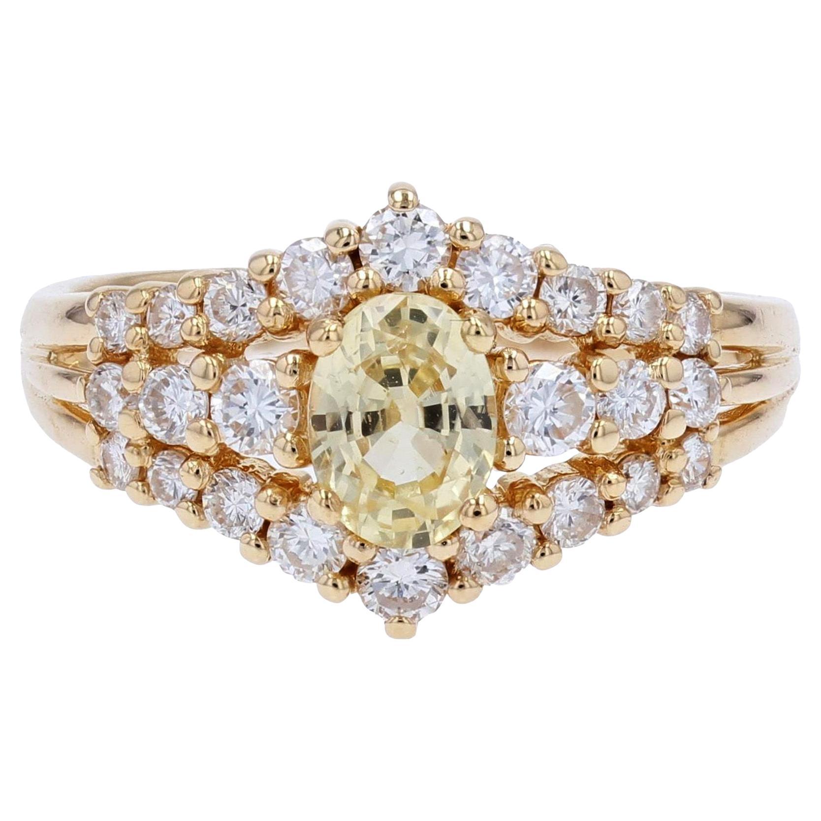 Anello moderno con zaffiro giallo e diamanti in oro giallo 18 carati