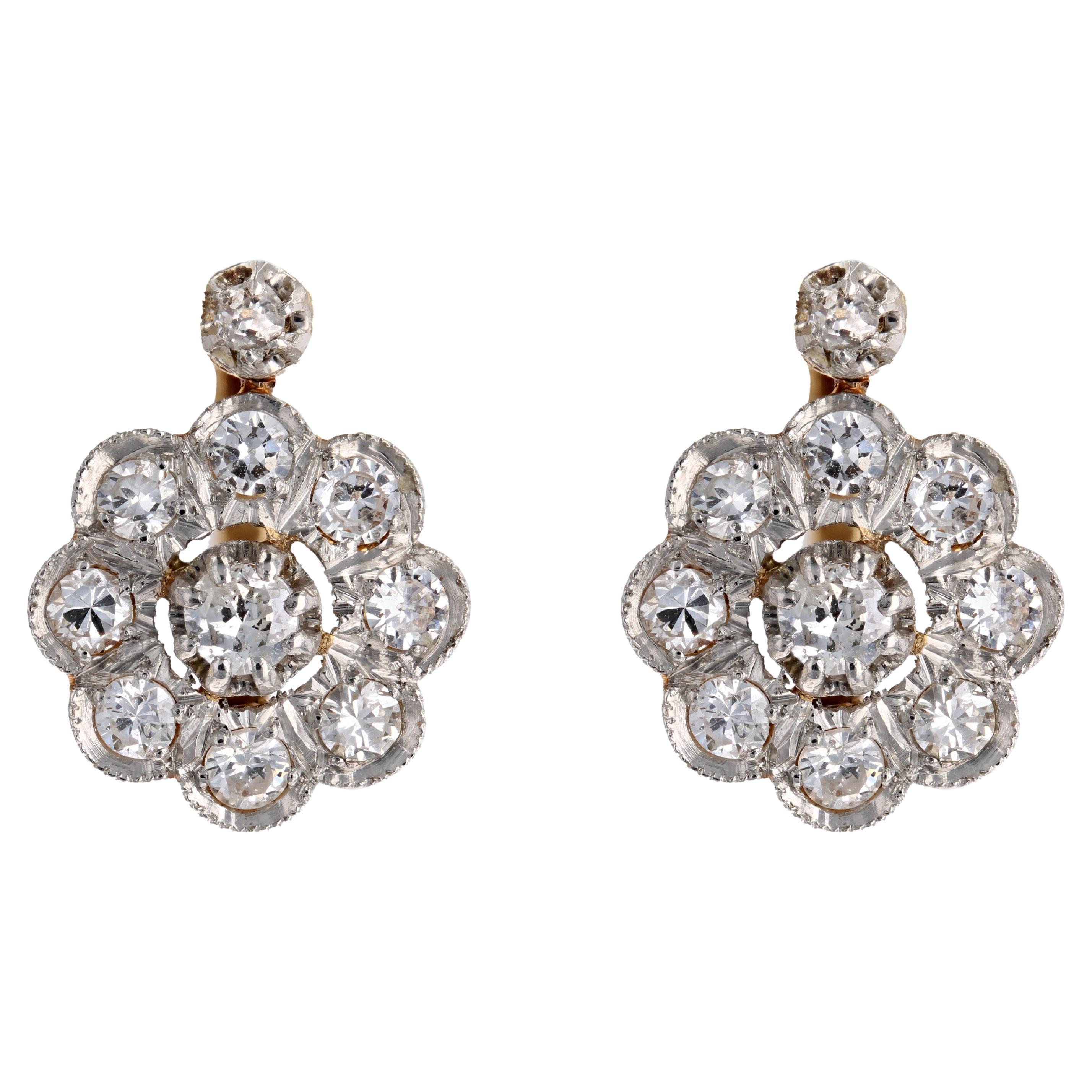 French 20th Century Diamonds 18 Karat Yellow Gold Flower Earrings
