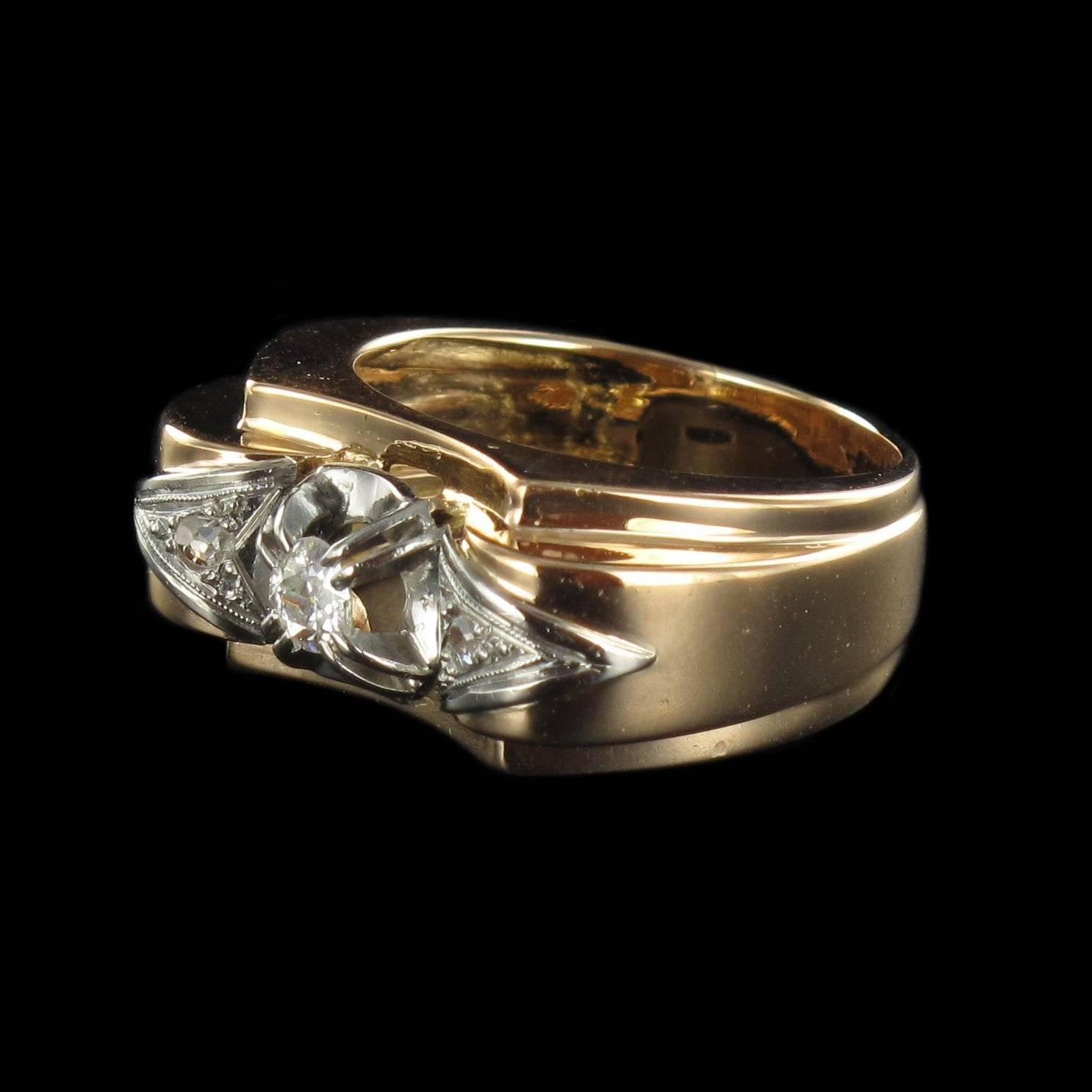 1950s French Diamond Two Color Gold Tank Ring In Excellent Condition In Poitiers, FR