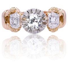 French 1940s Diamond 18 Karat Yellow Gold Platinum Solitaire Ring