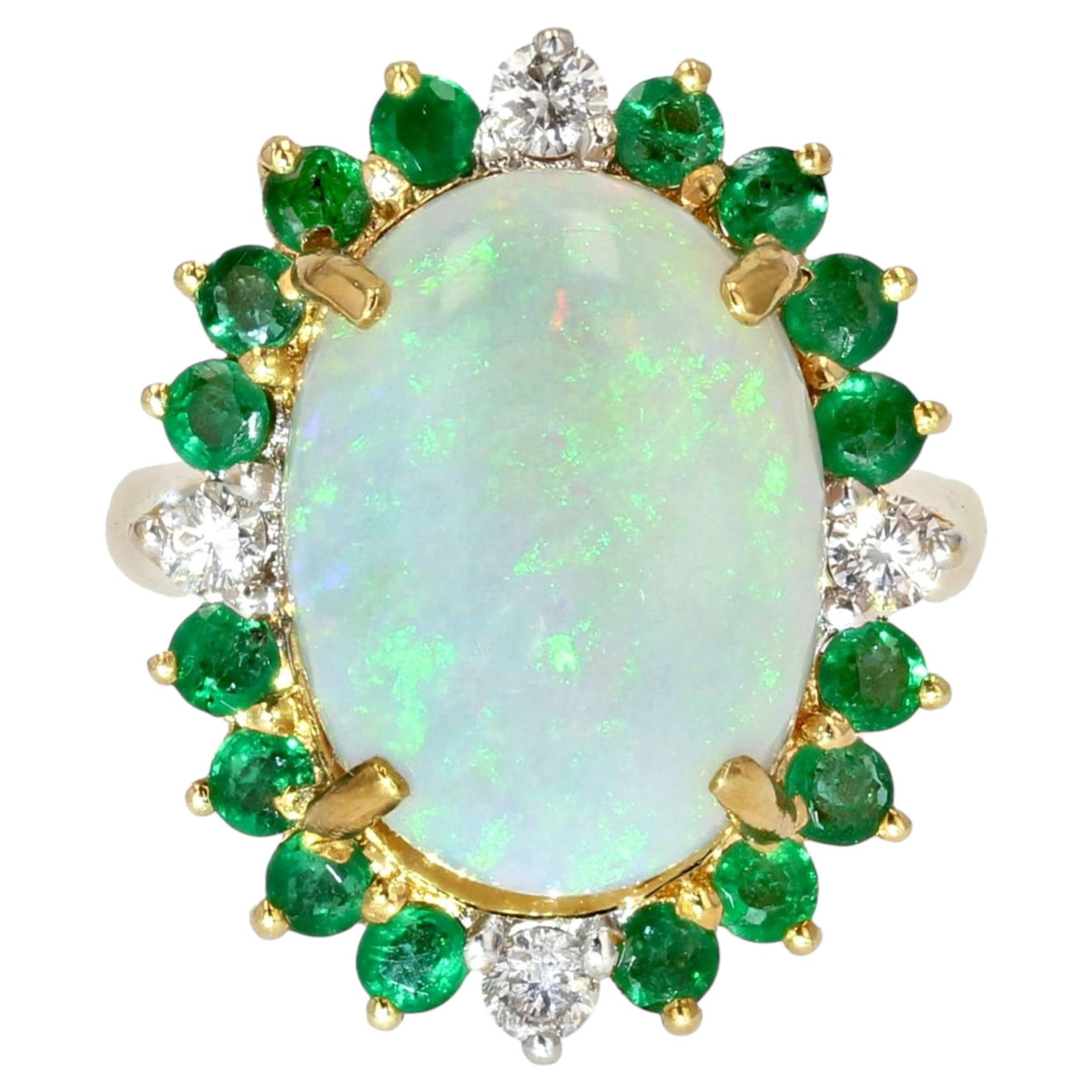French 1980s 6.40 Carat Opal Emerald Diamond 18 Karat Yellow Gold Ring For Sale