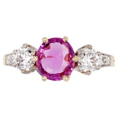 Modern Pink Sapphire Diamonds 18 Karat Yellow Gold Platinum Ring