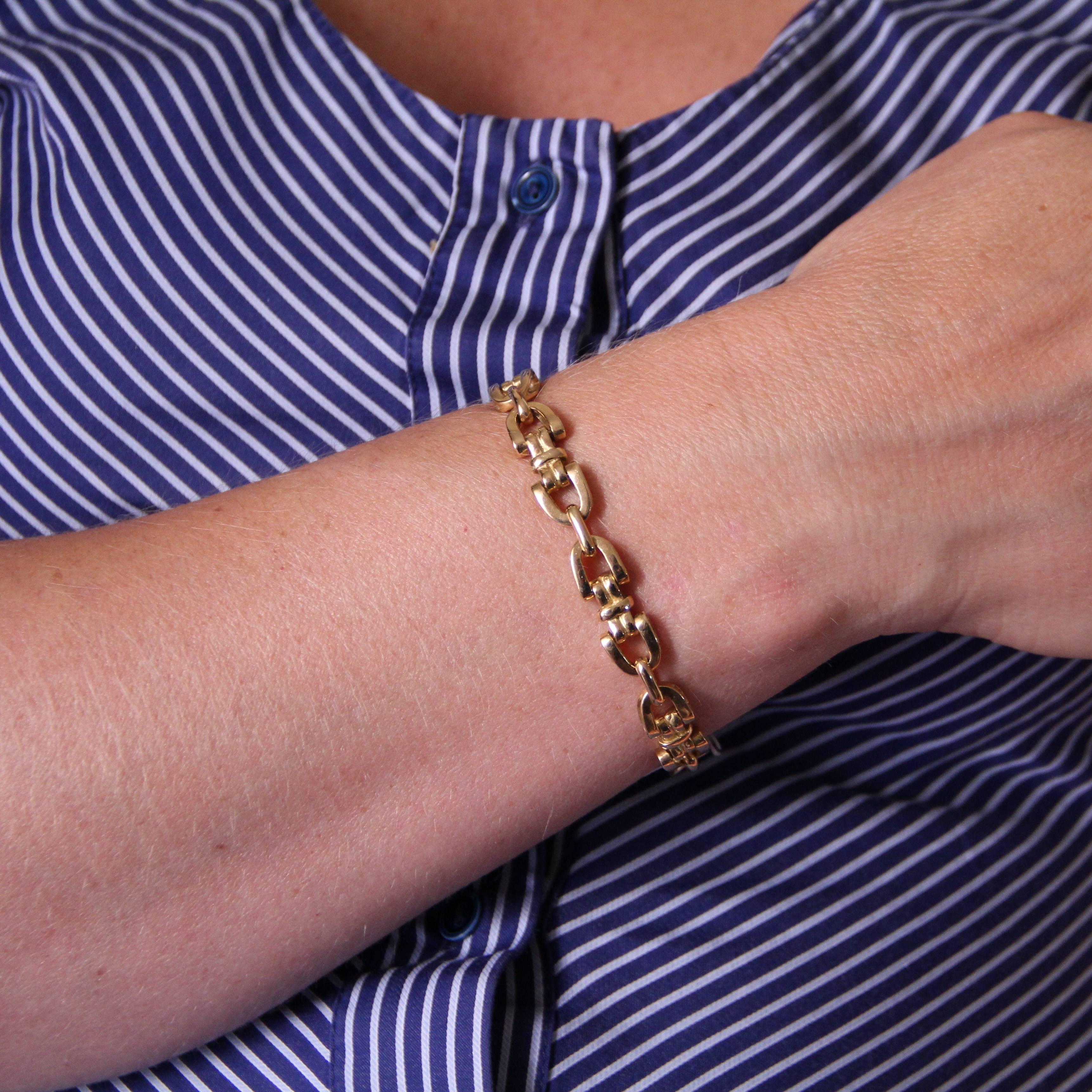 Retro 1960s French Gold Stirrup Link Bracelet