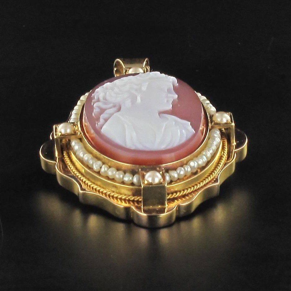Women's Antique Agate Cameo and Natural Pearls Brooch Pendant