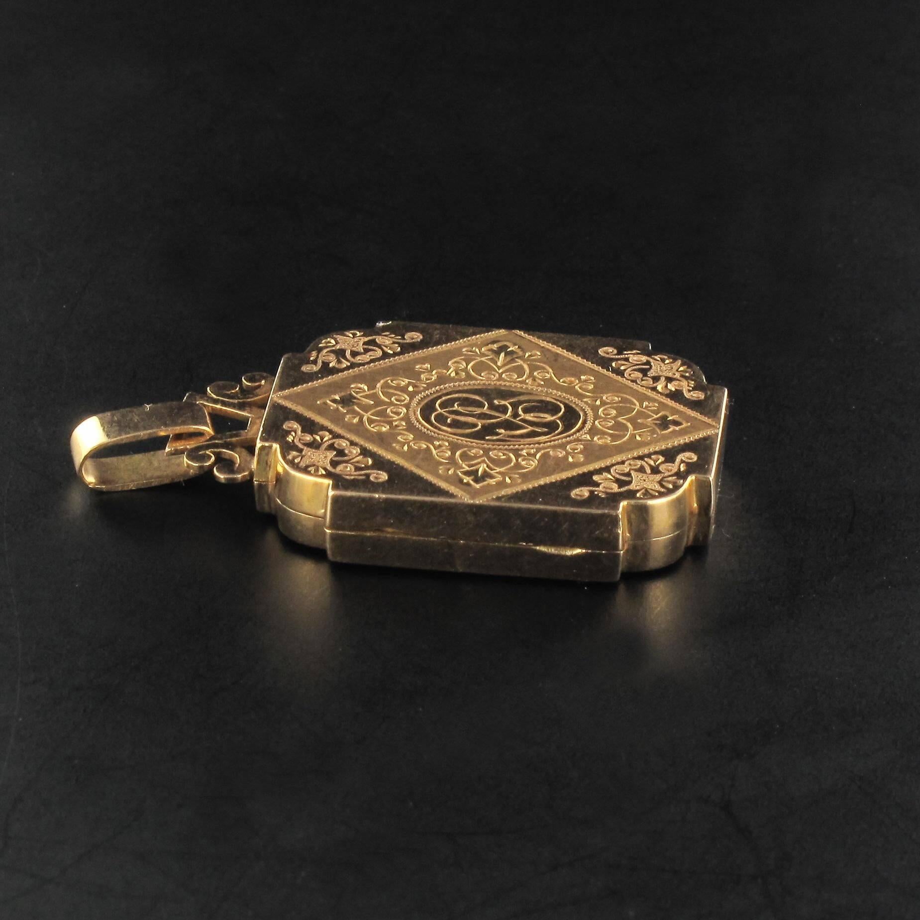 19th Century French Rectangular Engraved Gold Locket Pendant Medallion 2