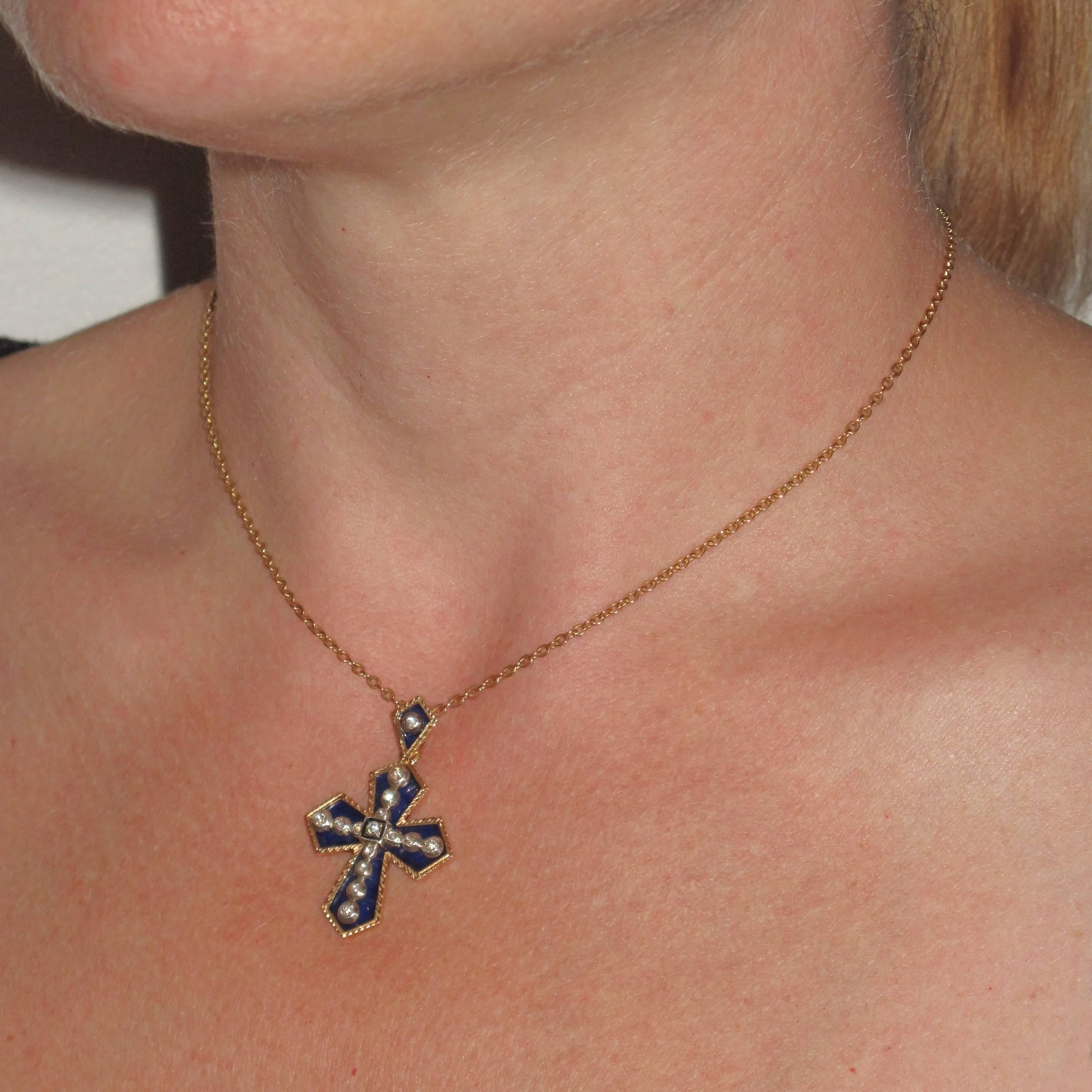 Blue Enamel and Diamond Cross Pendant In New Condition In Poitiers, FR