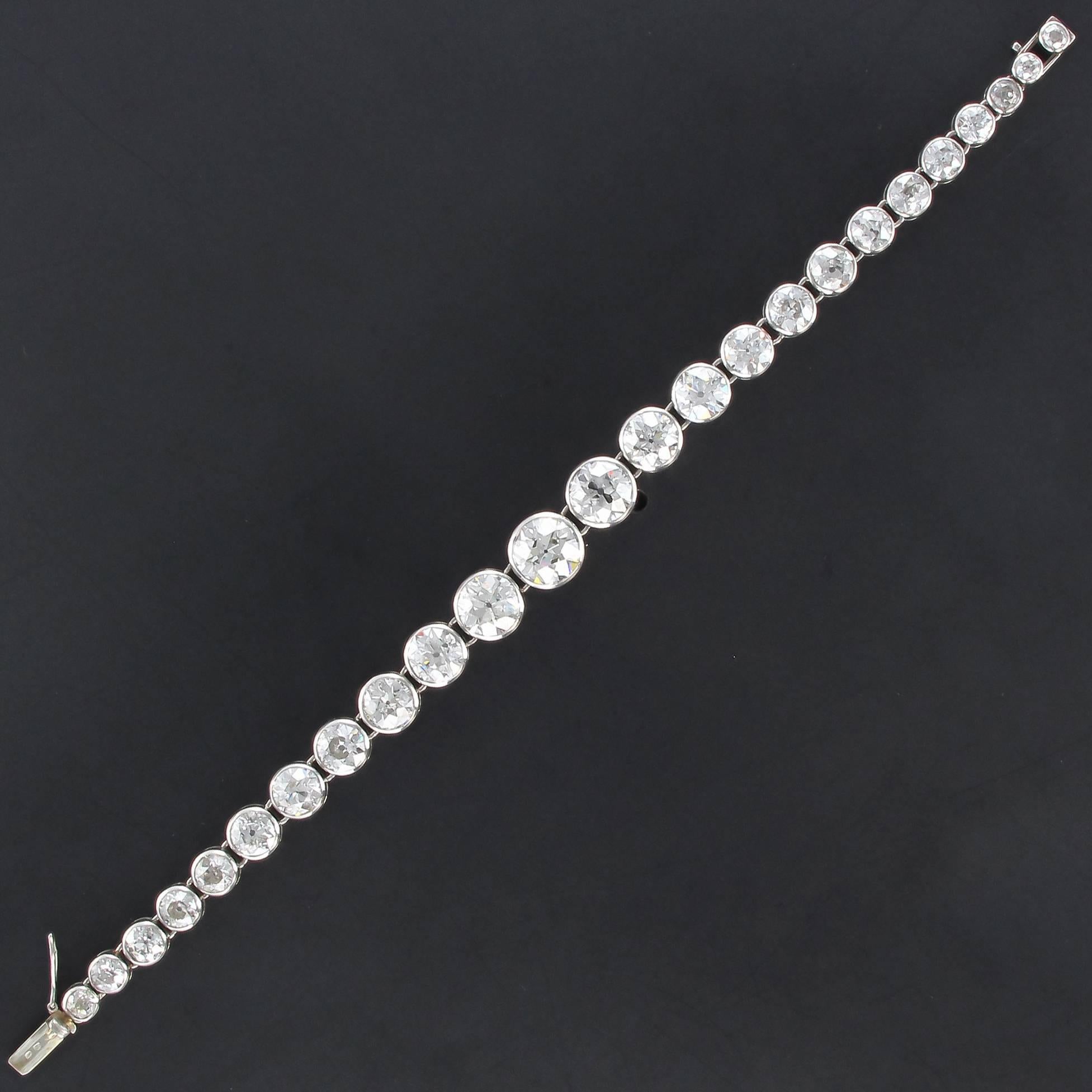 1900s Maison Auger 22 Carat Diamond Platinum Bracelet For Sale 4