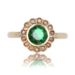 Bague française du 20e siècle en or jaune 18 carats Tsavorite Grenat vert Perle fine
