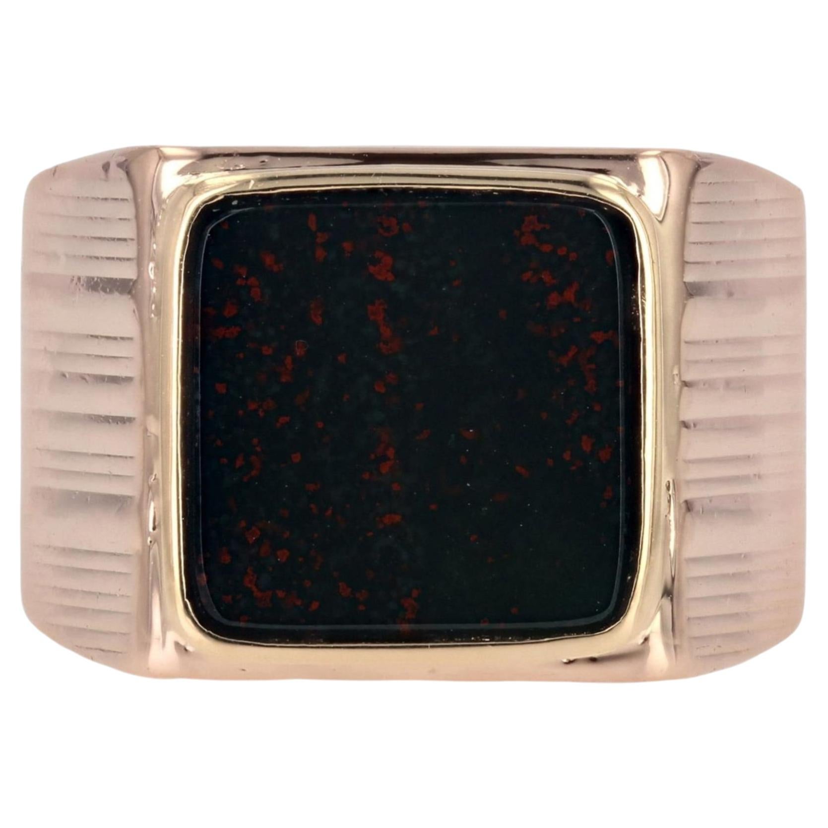 Französischer 1960er Jahre Blutjaspis 18 Karat Gelbgold Siegelring im Angebot