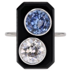 Anello francese Art Deco del 1925 con zaffiro, diamante e onice in platino